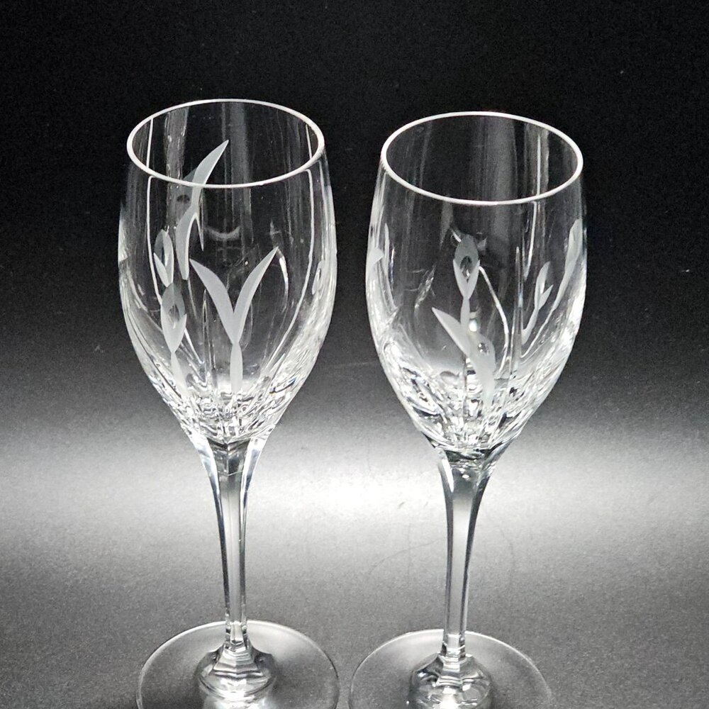 2 Mikasa Calla Lily Wine Glass 8.5" frosted cut crystal floral sculpted stem - Picture 4 of 9